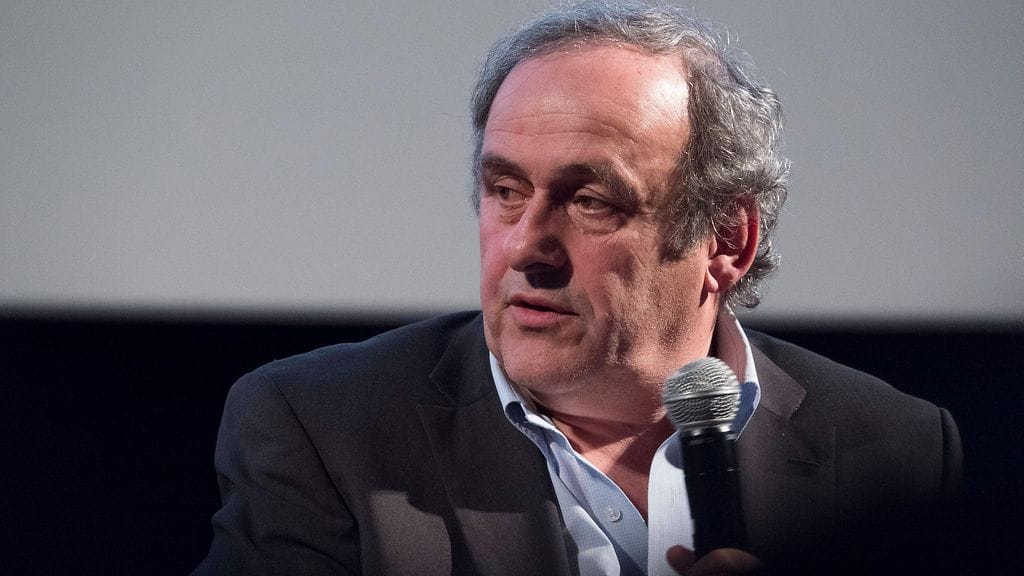 Michel Platini tahtoo tehdä jalkapallosta suojelukohteen.