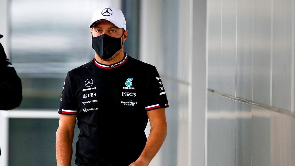 Valtteri Bottas ei ole saanut Mercedekseltä lupaa haastaa Lewis Hamiltonia tällä kaudella.