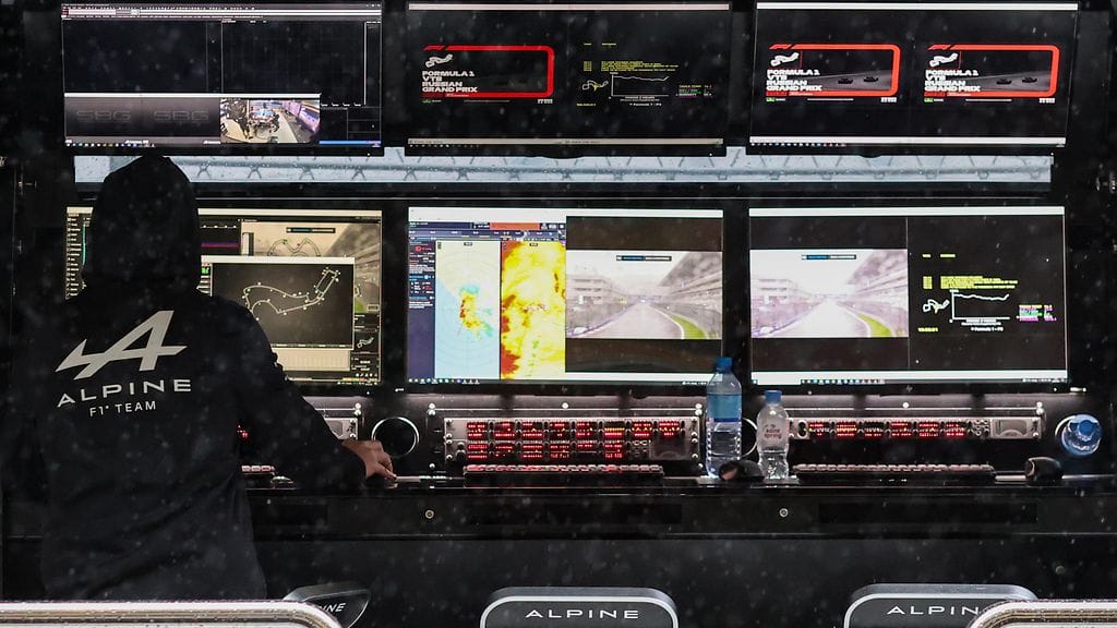 Sotshin säätutkissa on näkynyt lauantaina paljon sadetta.