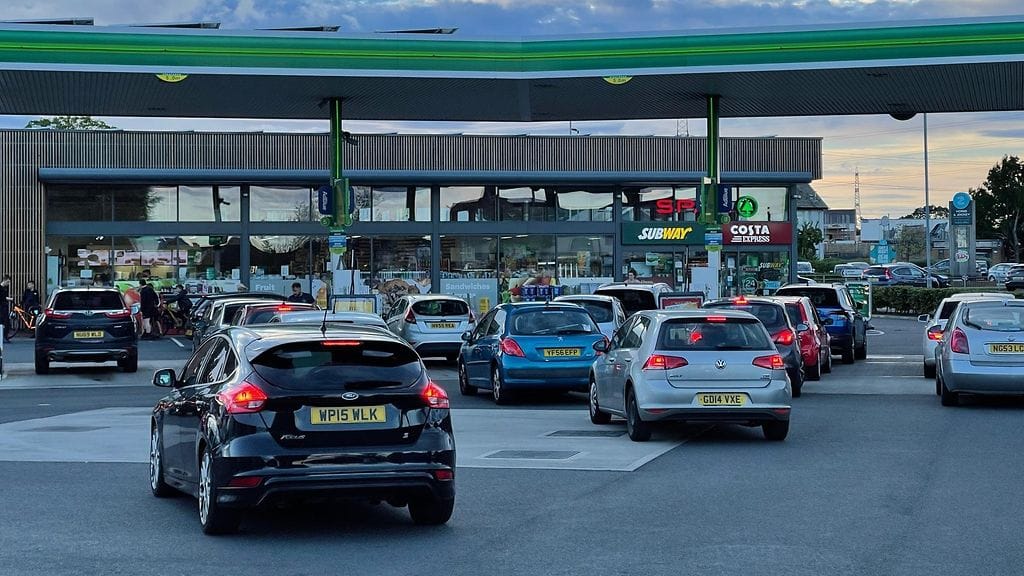 AOP_7.14775250_bensa_Englanti