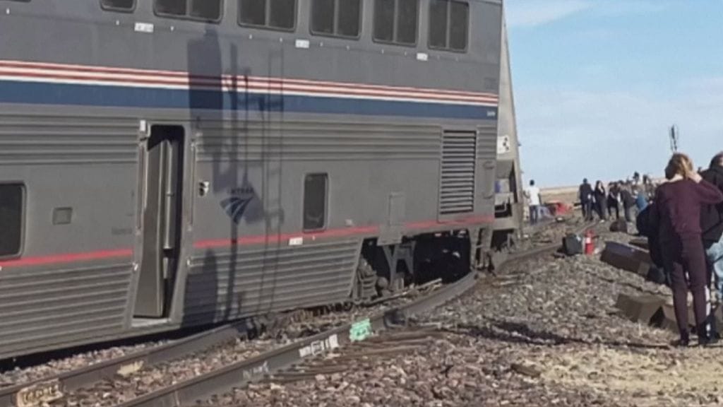 2021-09-26T023506Z_1_7100-MONTANA-TRAIN_frame_1017