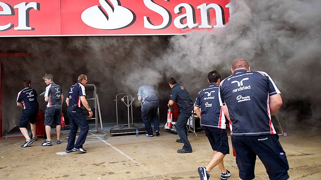 Williamsin varikkopilttuu palaa.