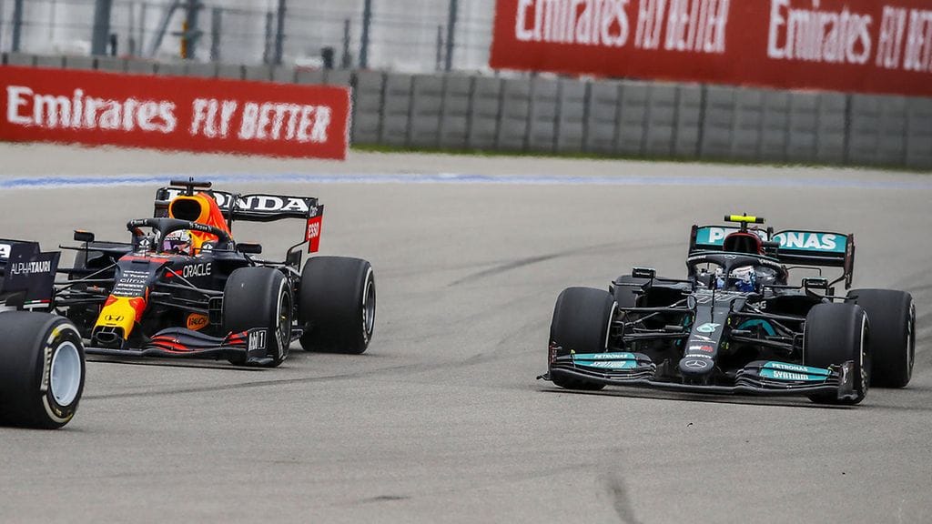 Max Verstappen ohitti Valtteri Bottaksen Venäjän GP:ssä vaivattoman näköisesti.