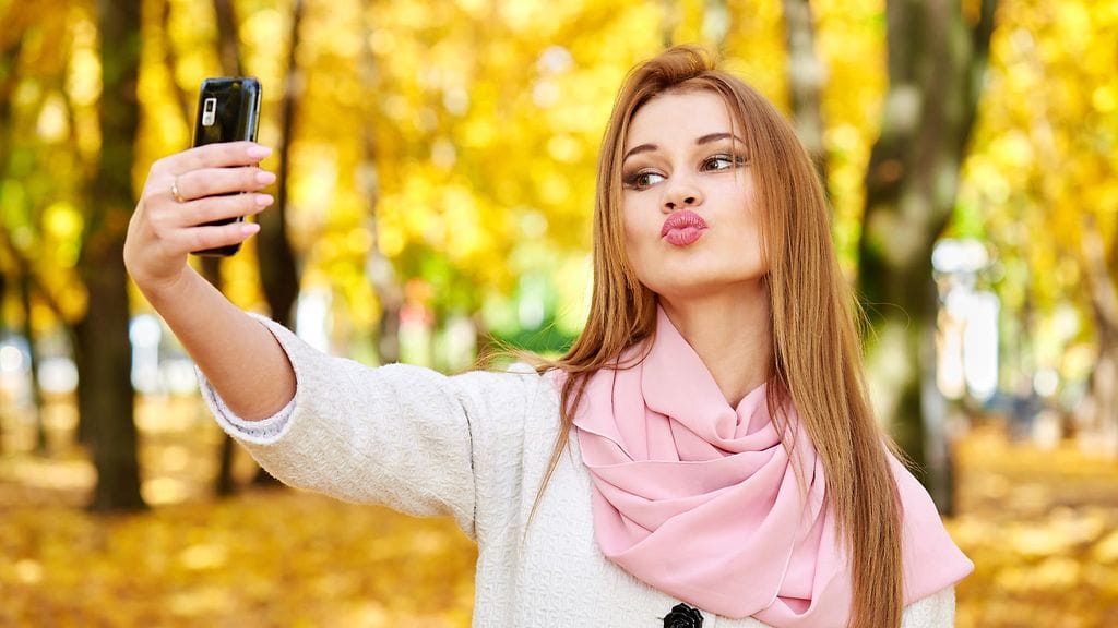 duckface, tinder, nainen