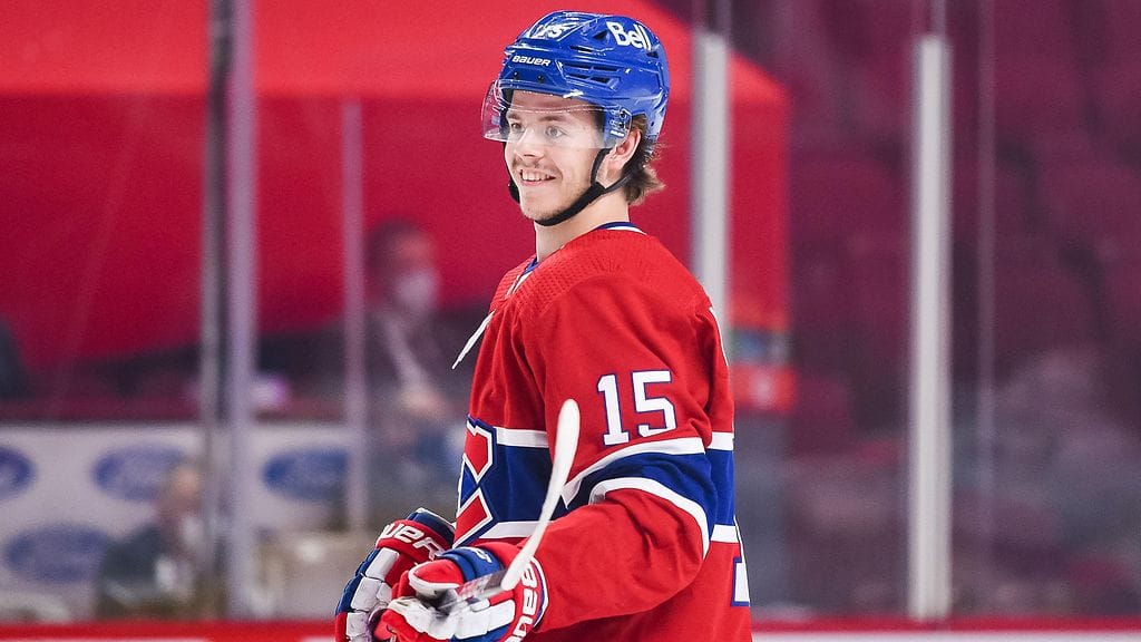Jesperi Kotkaniemi siirtyi kesällä Montreal Canadiensista Carolina Hurricanesin paitaan.