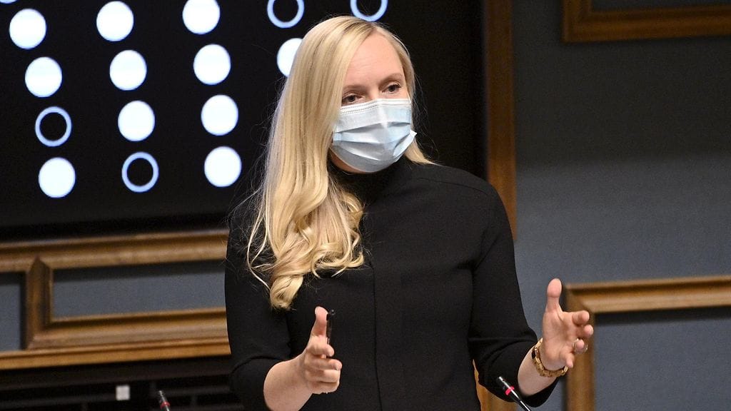 Sisäministeri Maria Ohisalo (vihr.) kyselytunnilla.