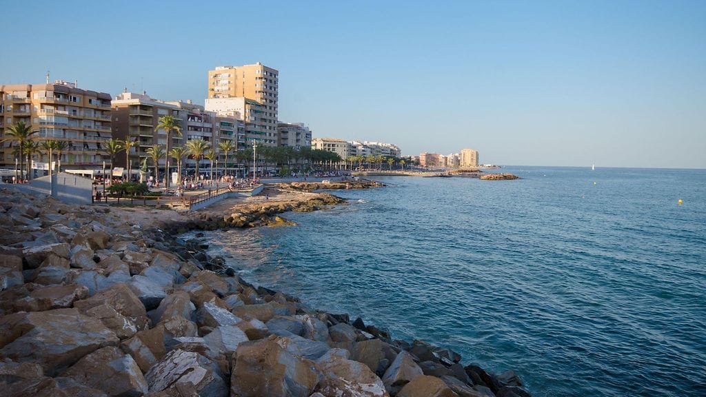 Torreviejan kaupunki sijaitsee Espanjan itärannikolla. Kuvituskuva.