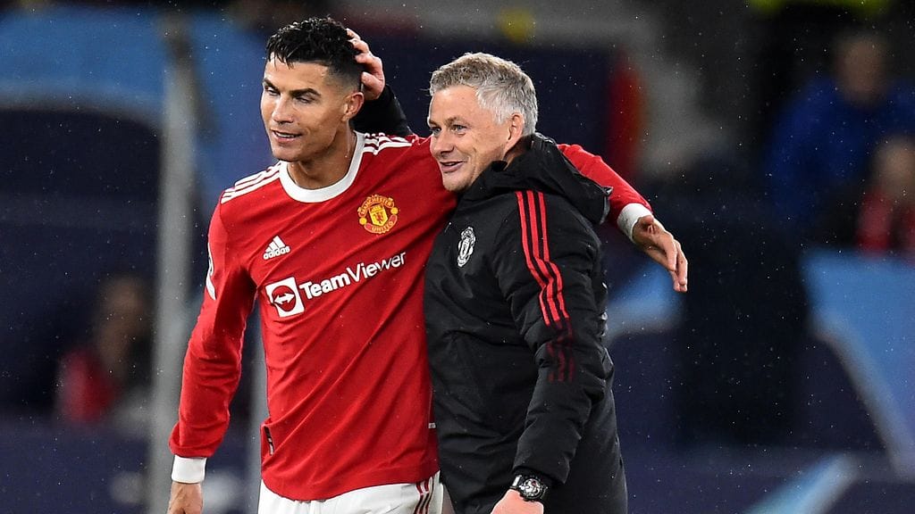 Cristiano Ronaldo siirtyi täksi kaudeksi Manchester Unitediin Ole Gunnar Solksjärin alaisuuteen.
