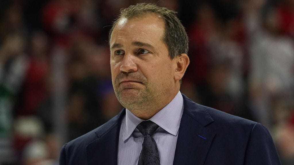 Todd Richards joutuu sivuun Nashville Predatorsin toiminnasta sydänkohtauksen vuoksi.