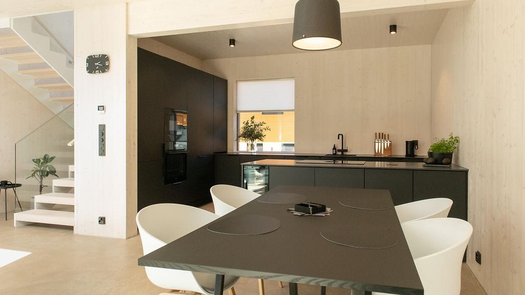 Suomen_kaunein_koti_S7_eps6_Helsinki_005