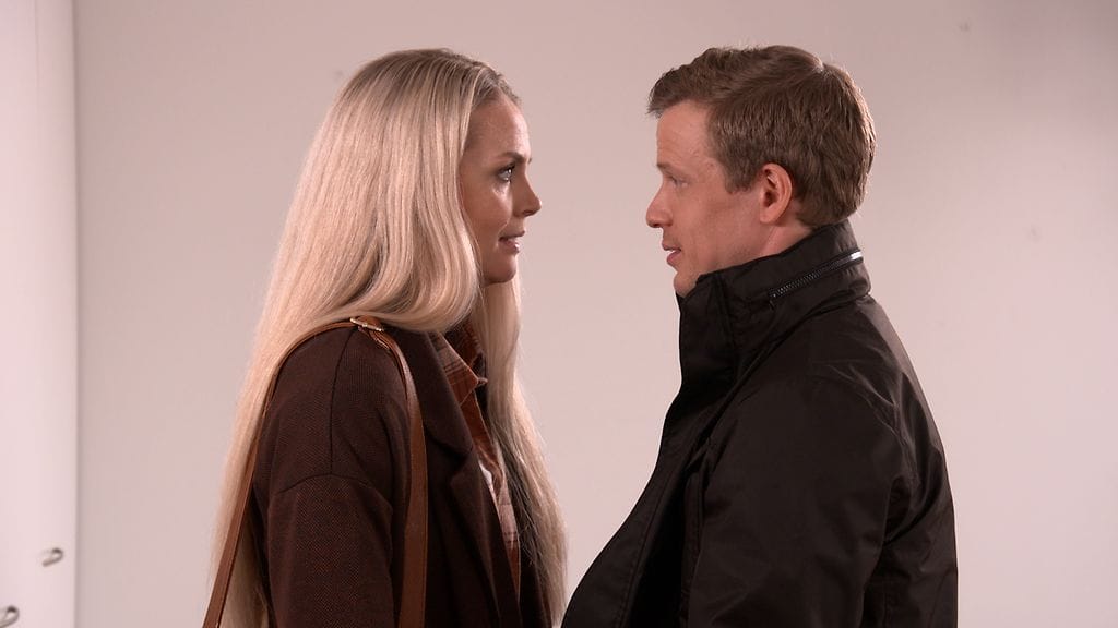 4062 02 miki marika (1)