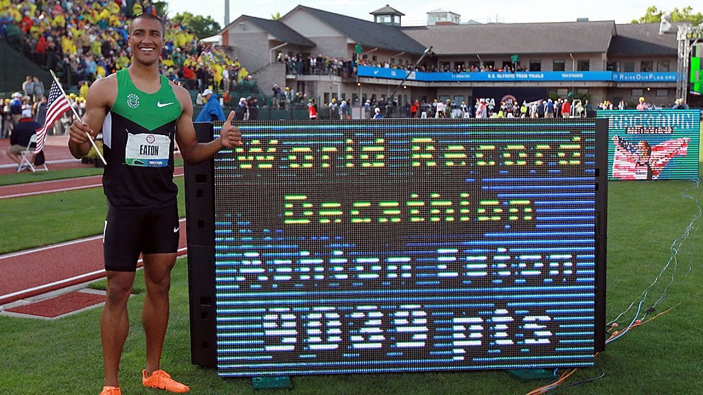 Ashton Eaton on kymmenottelun uusi maailmanennätysmies.