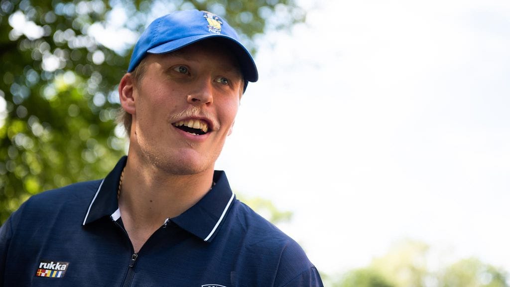 Patrik Laine osallistui kesällä suomalaisten NHL-pelaajien kesätapaamiseen Vanajalinnassa.