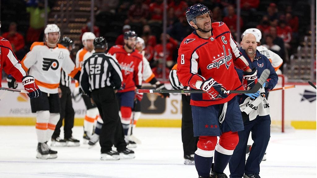 Aleksandr Ovetshkin loukkaantui ensimmäisessä erässä.