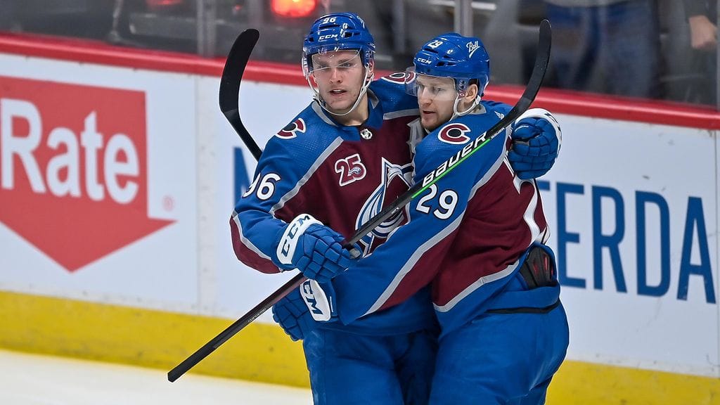 Mikko Rantanen teki tutkaparinsa Nathan MacKinnonin kanssa tehokasta jälkeä. Arkistokuva.