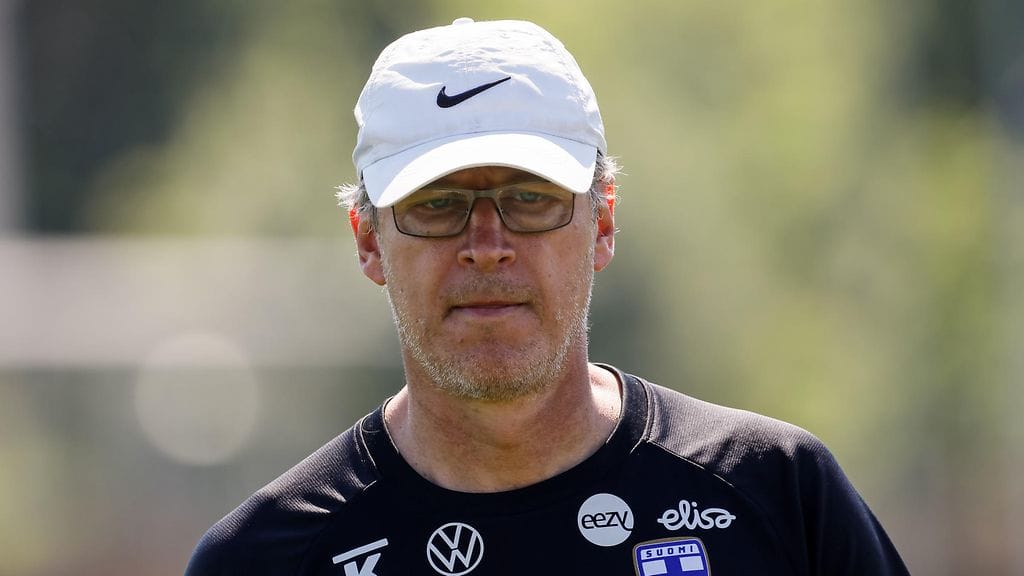 Huuhkajien päävalmentaja Markku Kanerva tiedostaa Suomen ahtaan tilanteen MM-karsinnoissa.