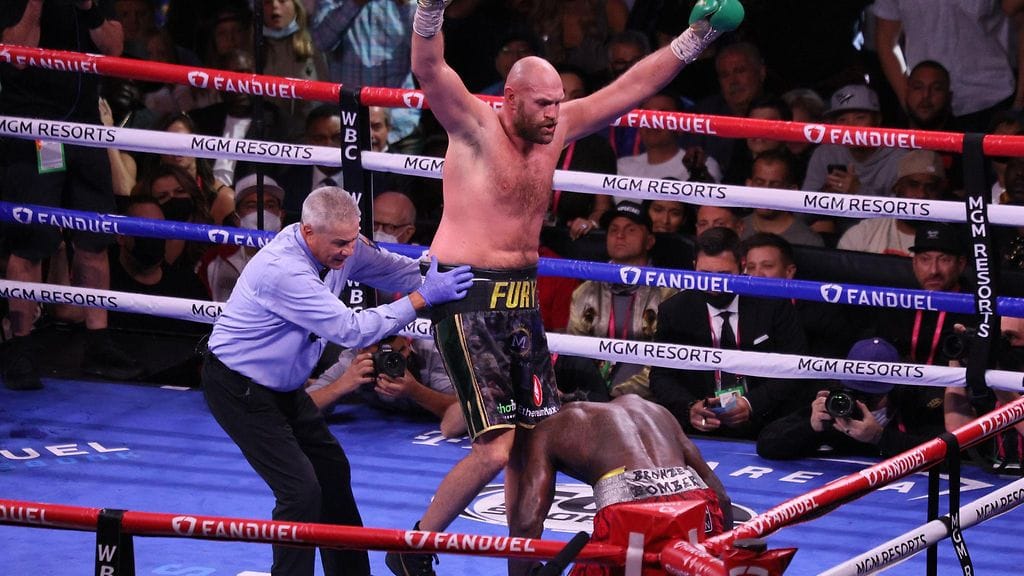 Tyson Fury kaatoi Deontay Wilderin nyrkkeilyn raskaansarjan MM-ottelussa.