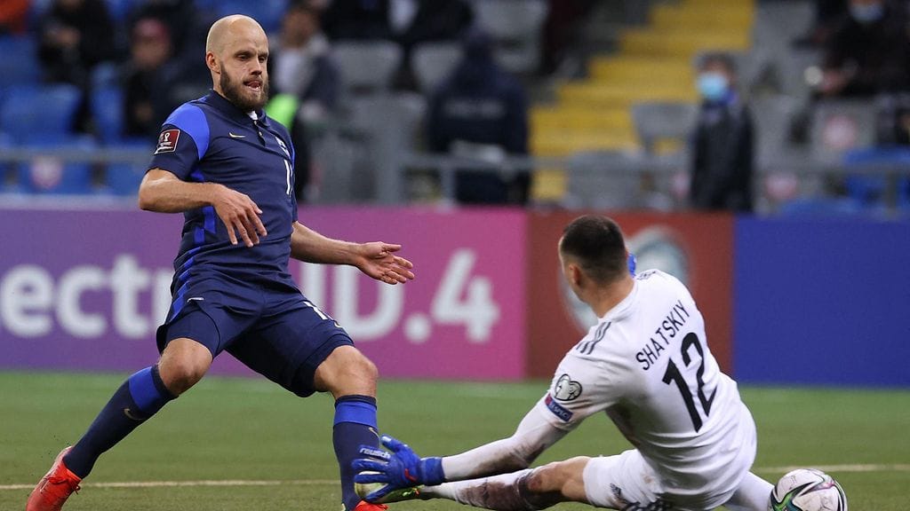 Teemu Pukki viimeisteli kaksi osumaa Kazakstanin verkkoon tiistain MM-karsintaottelussa.