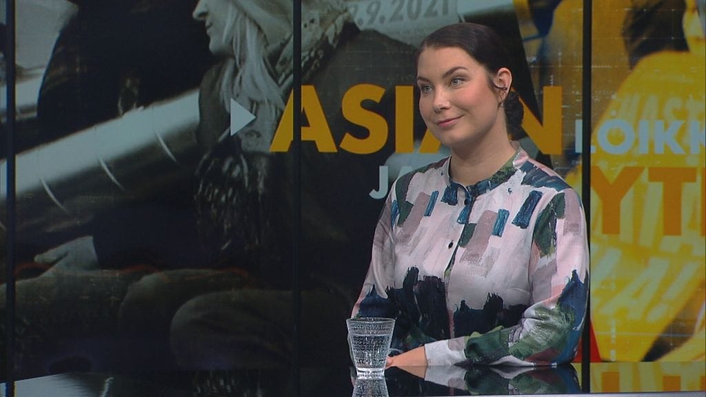 Ympäristöministeri Emma Kari (vihr.) on sairastunut ja odottaa koronatestin tulosta.