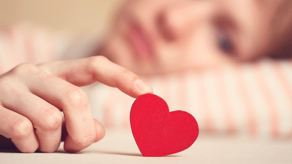 Roikkumaan jättäminen ei päästä toista osapuolta irti suhteesta.