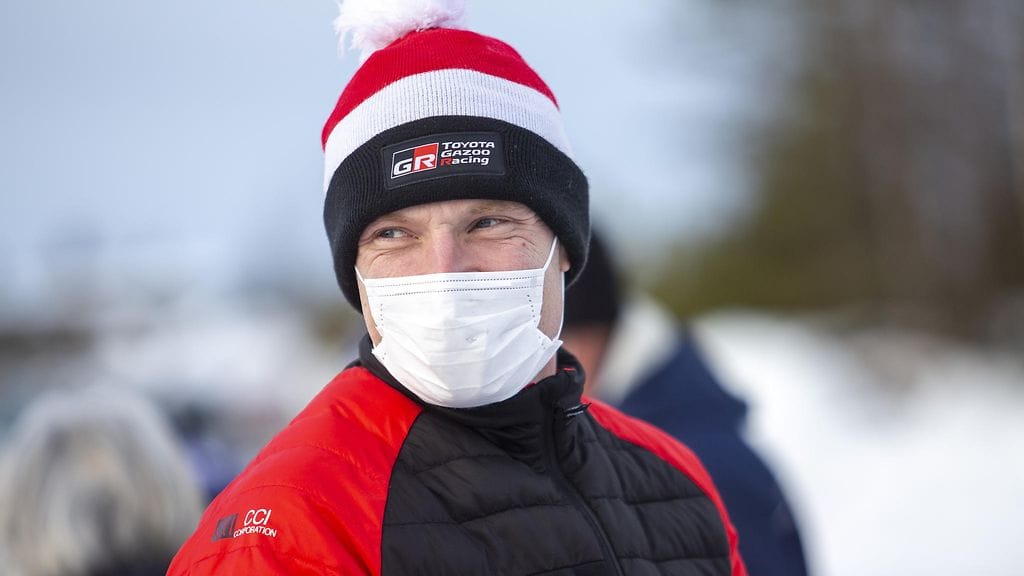 Jari-Matti Latvala jäi tien päälle Rovaniemen Tunturirallissa.