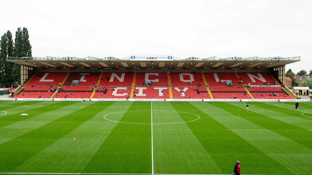Lincoln Cityn kotistadionilla LNER Stadiumilla koettiin eriskummallinen hetki lauantain ottelussa Charltonia vastaan.