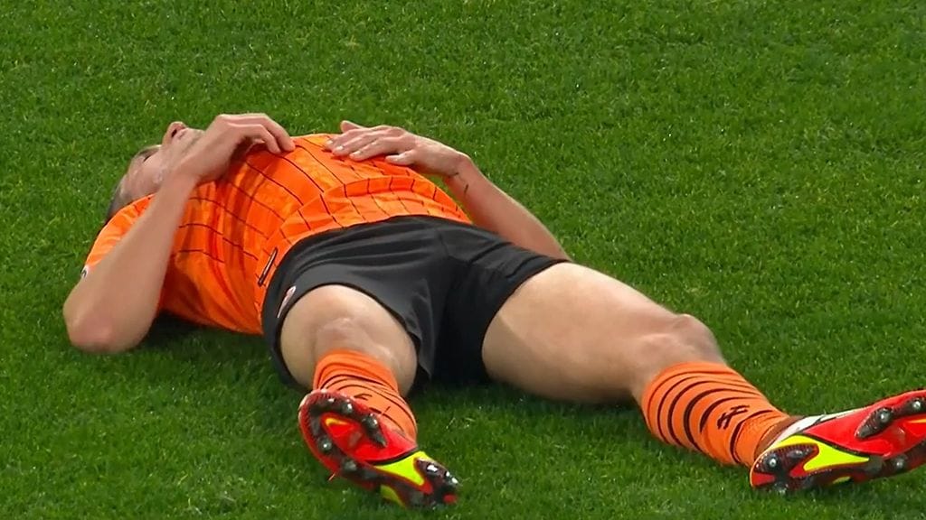 Serhi Kryvtsov tuskaili omaa maaliaan.