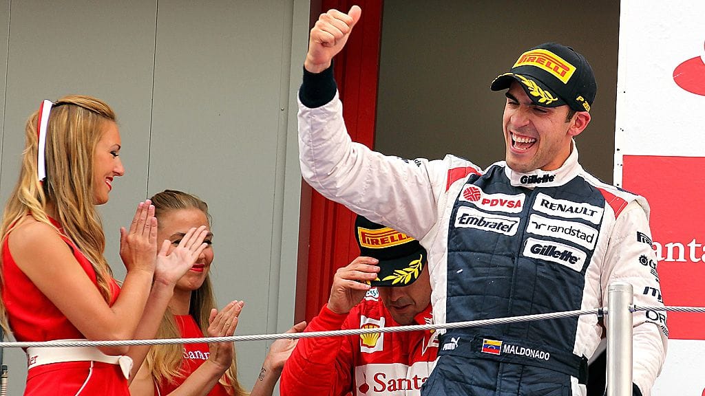 Pastor Maldonado juhlii voittoaan