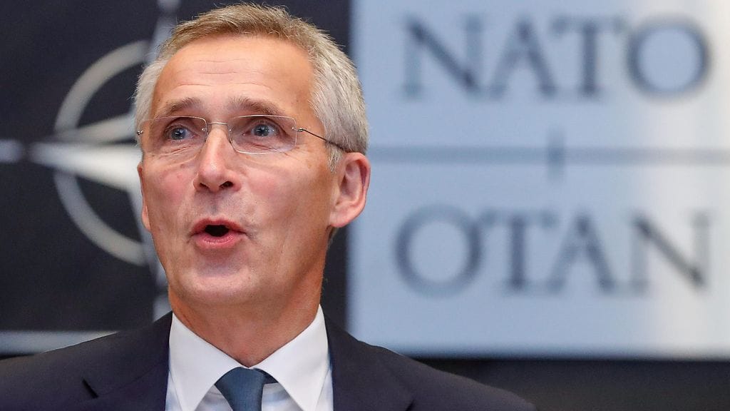Naton pääsihteeri Jens Stoltenberg: Olemme valmiita keskustelemaan, mutta varautuneita pahimpaan.