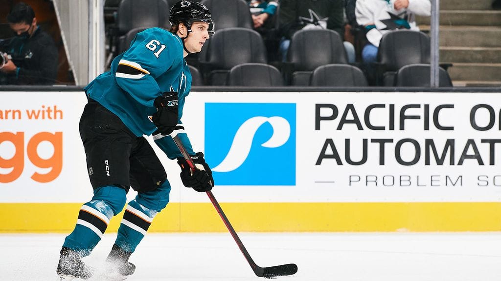 Santeri Hatakalle NHL-ottelu oli uran ensimmäinen.