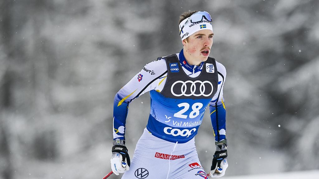 William Poromaa kuumeni viime talven Tour de Skin Val di Fiemmen yhteislähtökisassa.