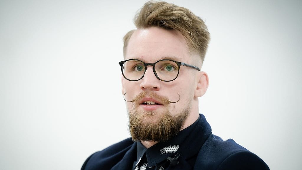 Vapaaottelija Teemu Packalén otteli ammattilaisena kahdeksan voittoa ja kärsi kolme tappiota.