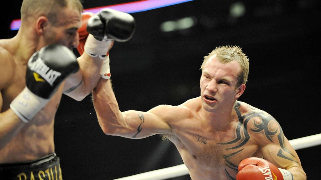 Ville Piispanen otteli Espanjan Daniel Rasillaa vastaan vuonna 2010