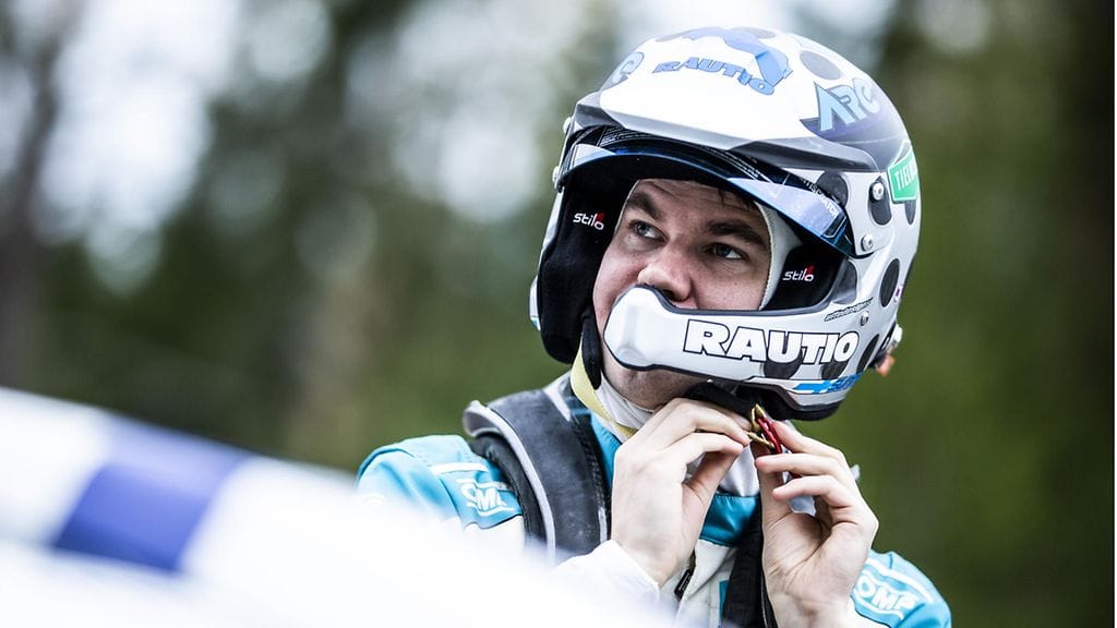 Teemu Suninen ajaa Hyundain autolla Monzan MM-rallissa.