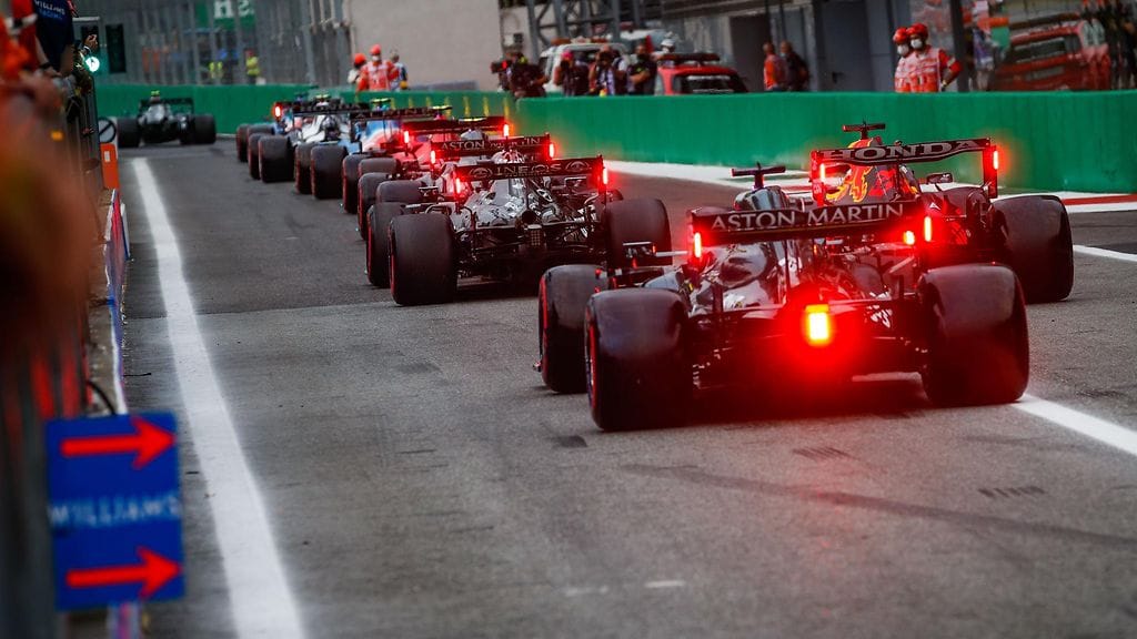 F1-sarja saattaa saada uusia moottorivalmistajia kaudesta 2025 alkaen. Yksi halukkaista on saksalainen Porsche.