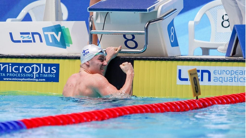 Olli Kokko paransi toistamiseen 100 metrin rintauinnin Suomen ennätystä.