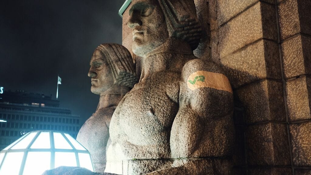 Tältä näyttävät rokotetut kivimiehet.