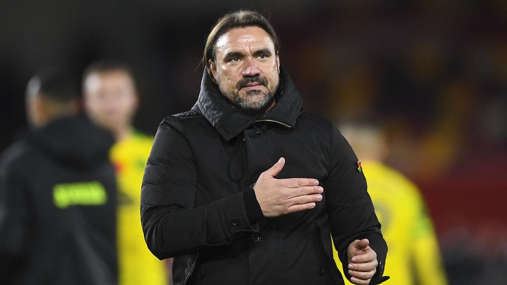 Daniel Farke luotsasi Norwichin kauden avausvoittoon, mutta sai lähteä.