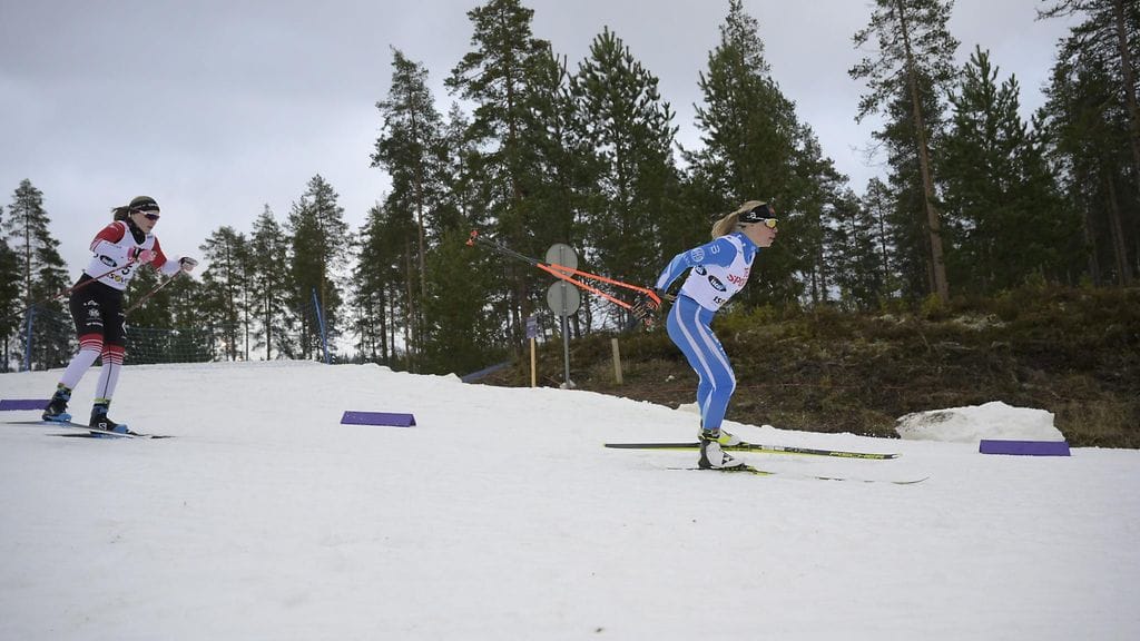 Jasmi Joensuu ja Anni Lindroos ottivat mittaa toisistaan Suomen cupissa Vuokatissa.