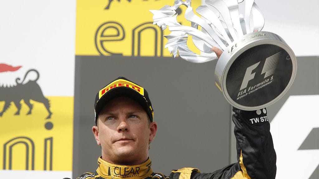 Kimi Räikkönen Unkarin GP:n palkintopallilla