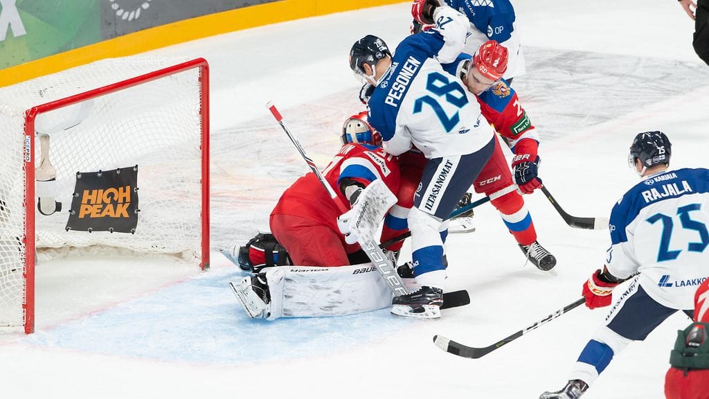 Harri Pesonen ja Toni Rajala tähdittivät Leijonien ykkösketjua tiistain harjoituksissa.