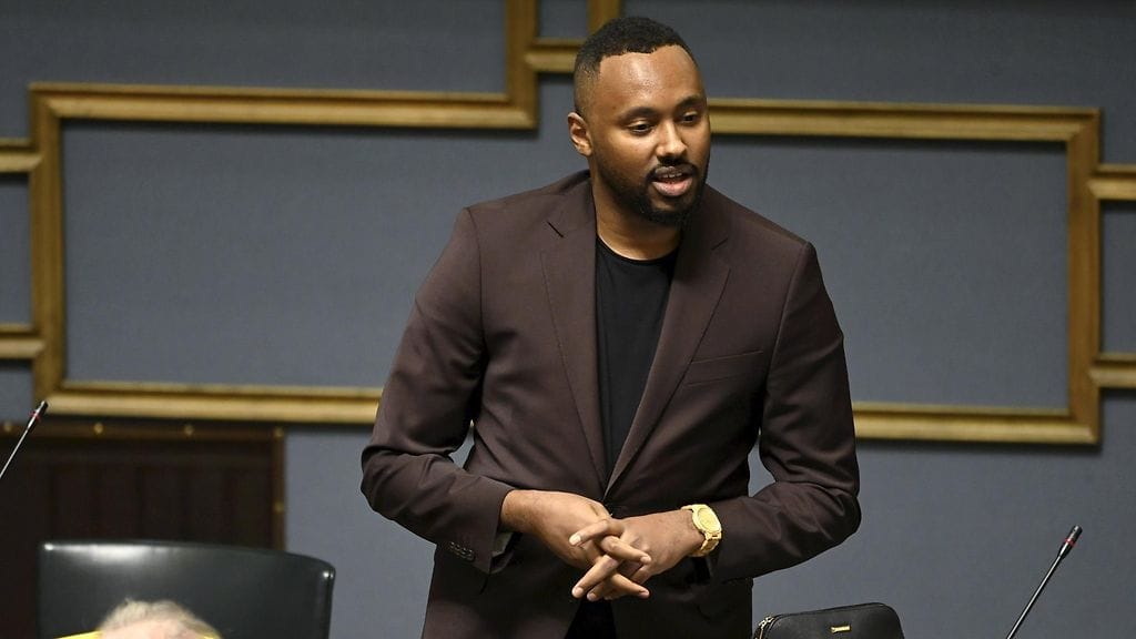 LK: Suldaan Said Ahmed, Vasemmistoliiton kansanedustaja