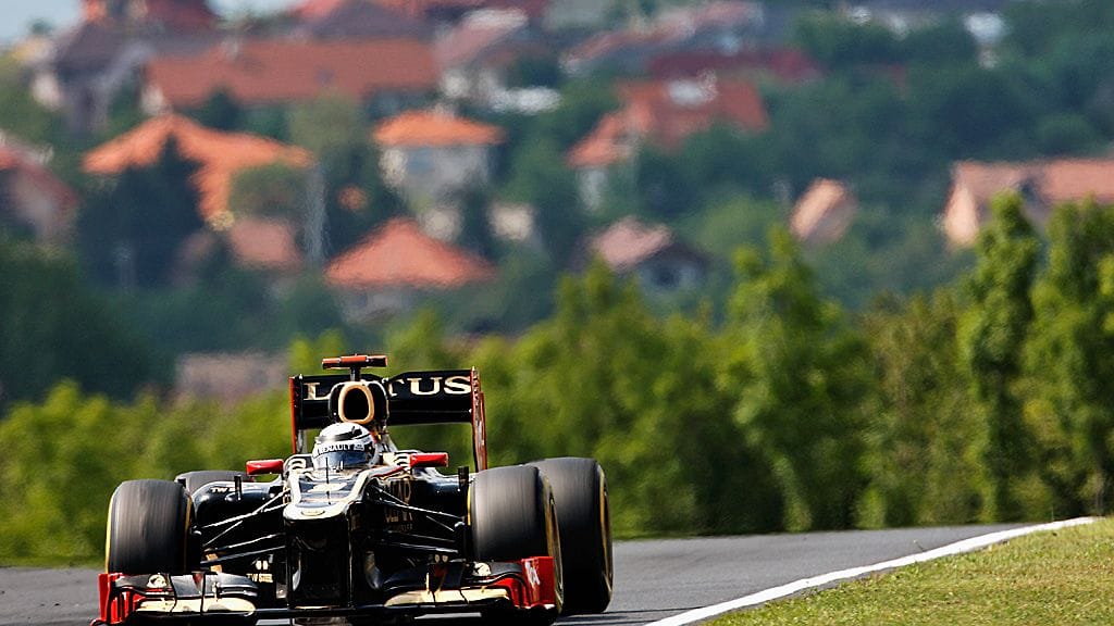 Kimi Räikkösen Lotus-kilpurin puikoissa.