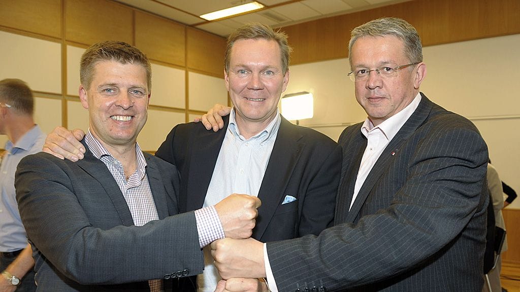 Nuoren Suomen pj. Petteri Kilpinen (vas.), SLU:n pj. Timo Laitinen ja Kuntoliikunta ry:n pj. Juha Rehula.