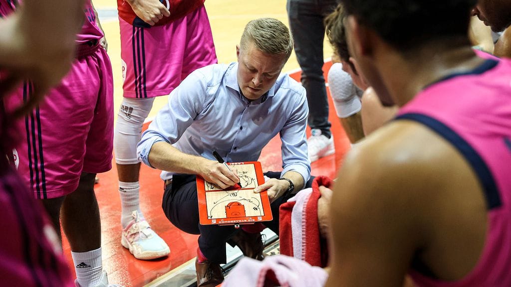 Lassi Tuovi on ensi kesästä lähtien Susijengin uusi päävalmentaja.