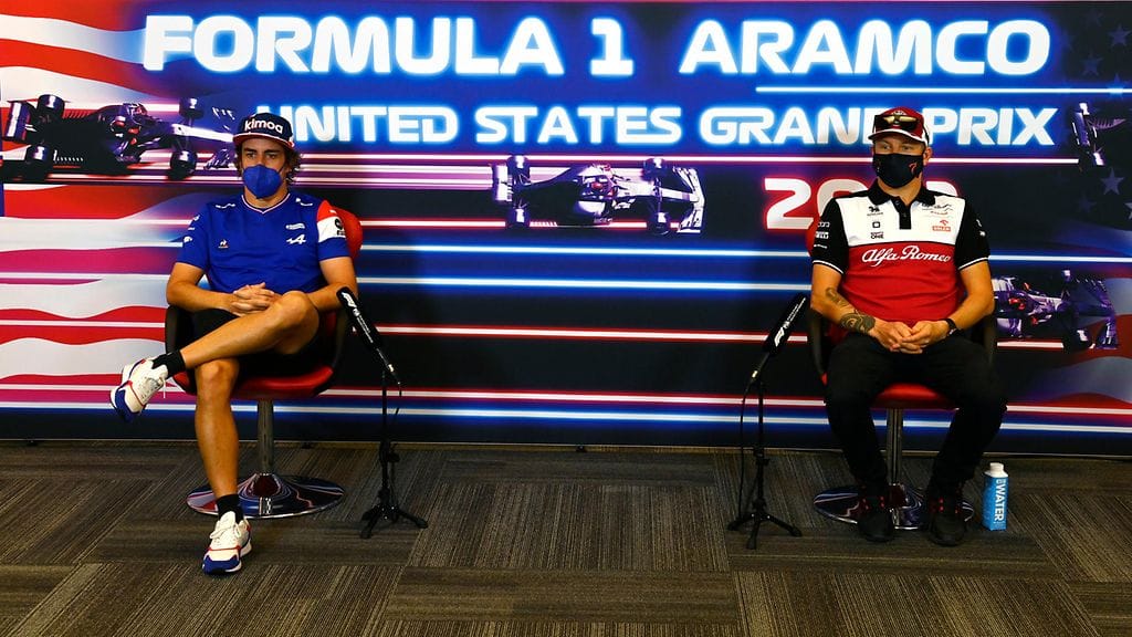 Fernando Alonso ja Kimi Räikkönen eivät astelisi vapaaehtoisesti F1-median eteen.