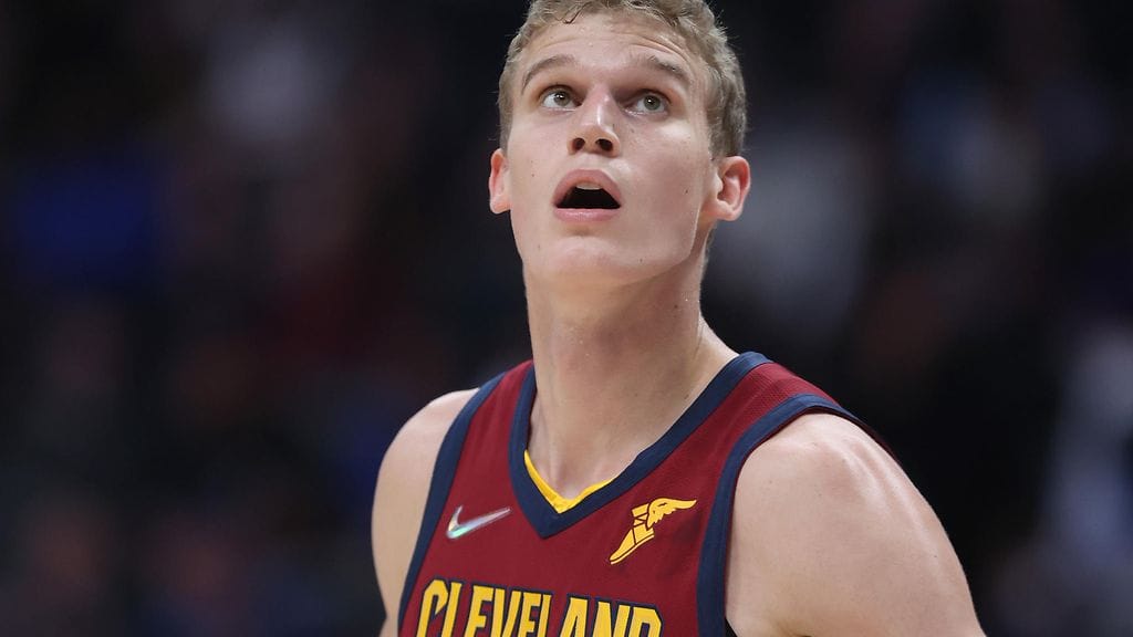 Lauri Markkanen on pikkuhiljaa palaamassa pelikuntoon koronatartunnan jäljiltä.