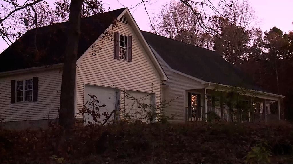 CNN: ÄLÄ KÄYTÄ MUISSA! Frederick McLeanin koti