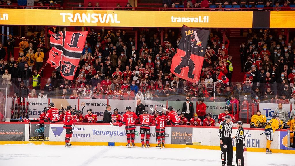 Ässissä on todettu ainakin kaksi koronatartuntaa.