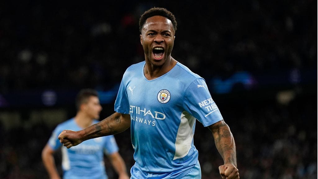 Raheem Sterling tuuletti viimeistelemäänsä Manchester Cityn upeaa tasoitusta PSG:tä vastaan.